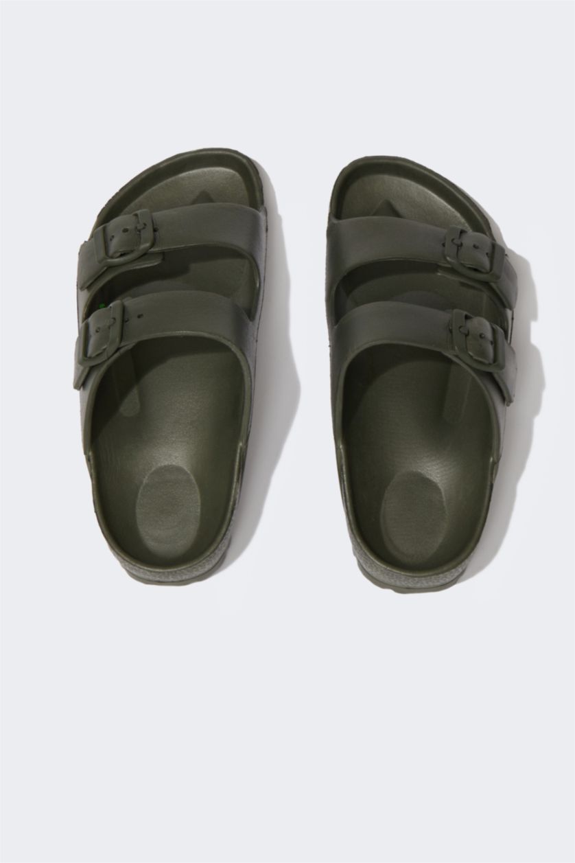 أولاد كاكي شبشب ولادي إيفا