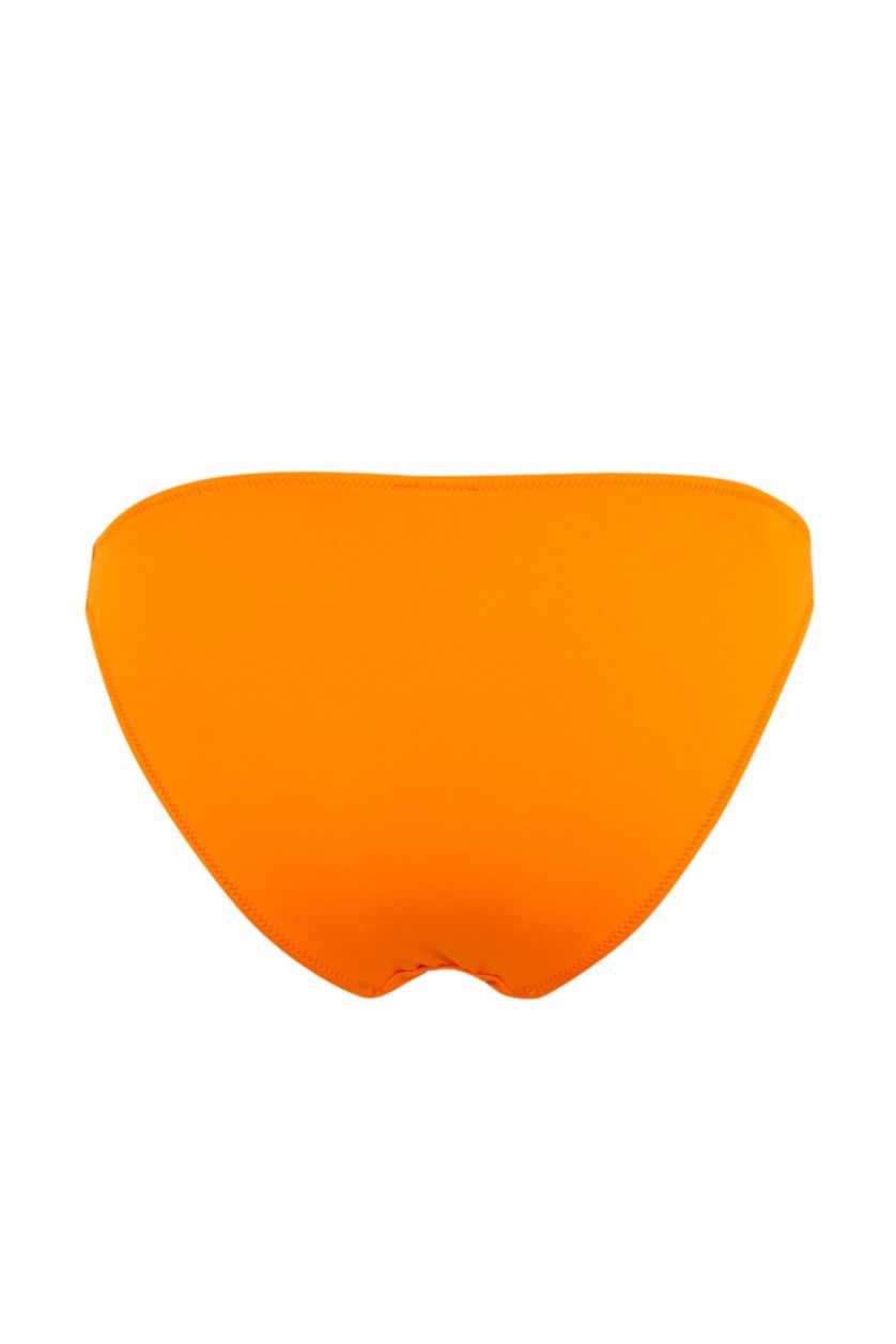 حريمي برتقالي اندر بكيني قصة عادية من Fall In Love