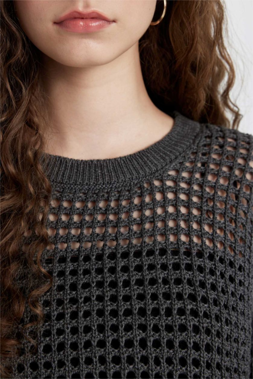 Kadın Gri Regular Fit Bisiklet Yaka Kroşe Triko Kazak