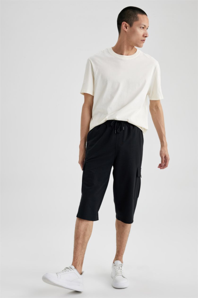 MAN Black Regular Fit Thin Sweatshirt Fabric