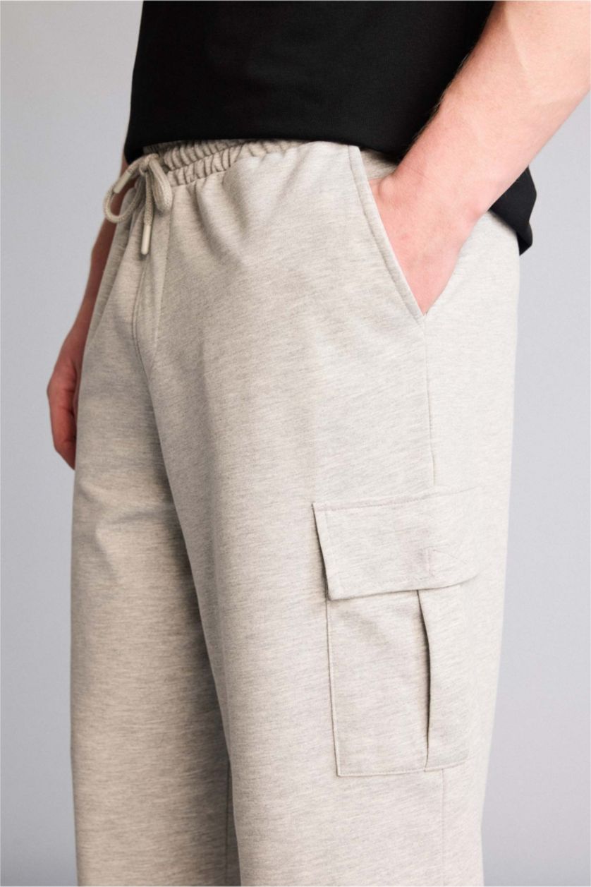 Erkek Gri Melanj Slim Fit Dar Kesim Kargo Cepli Basic Düz Kapri Şort