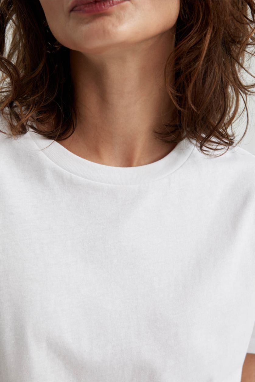 Woman White Long Fit Short Sleeve T-Shirt