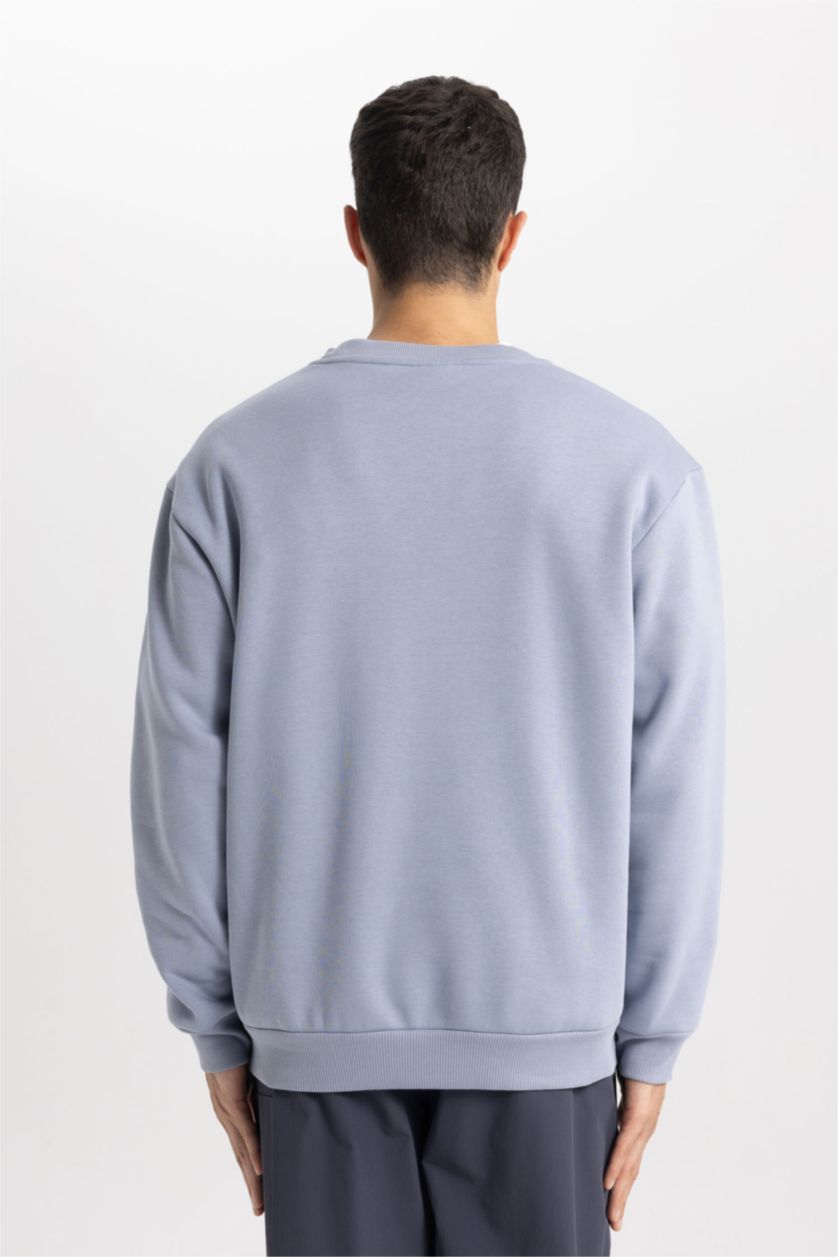 MAN Blue Oversize fit crew neck basic sweatshirt