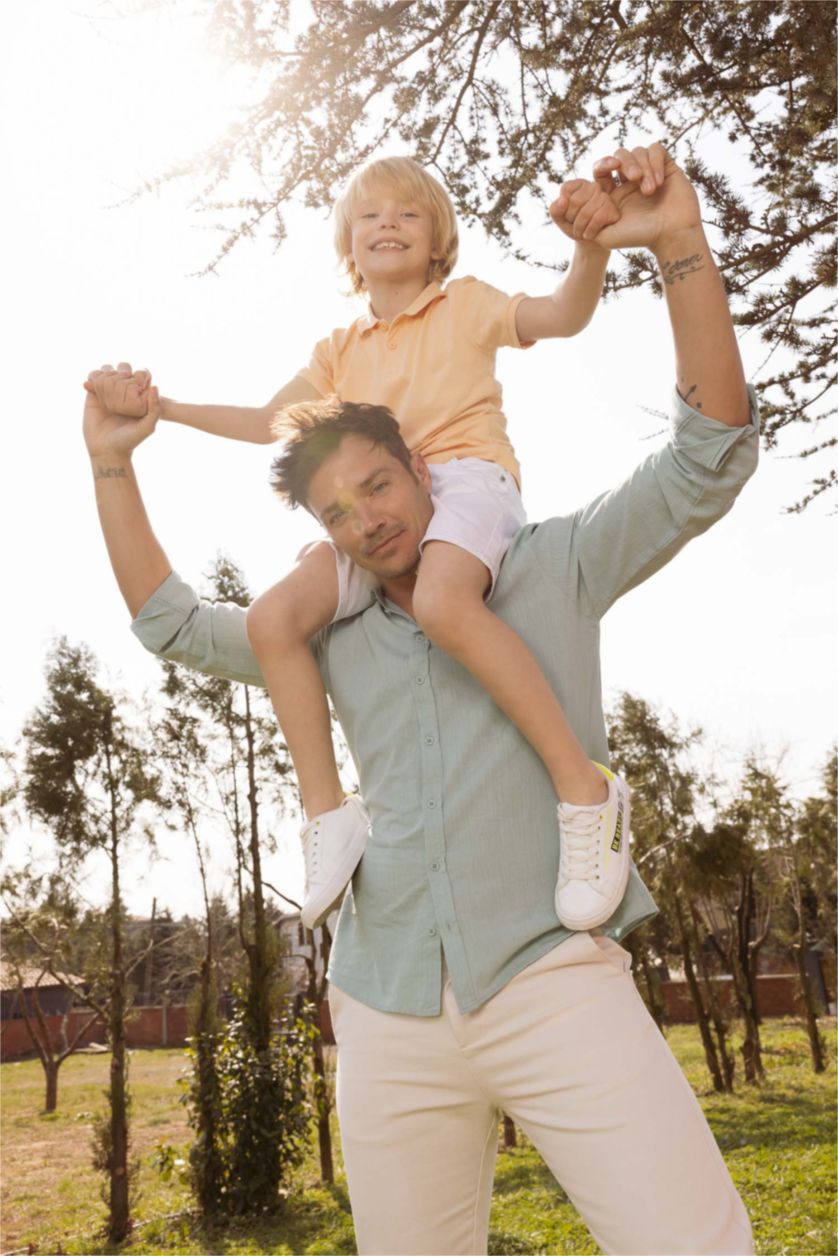 HOMME Bleu Chemise à manches longues classique coupe moderne
