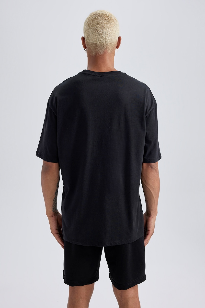 Men Black Short Sleeve T-Shirt