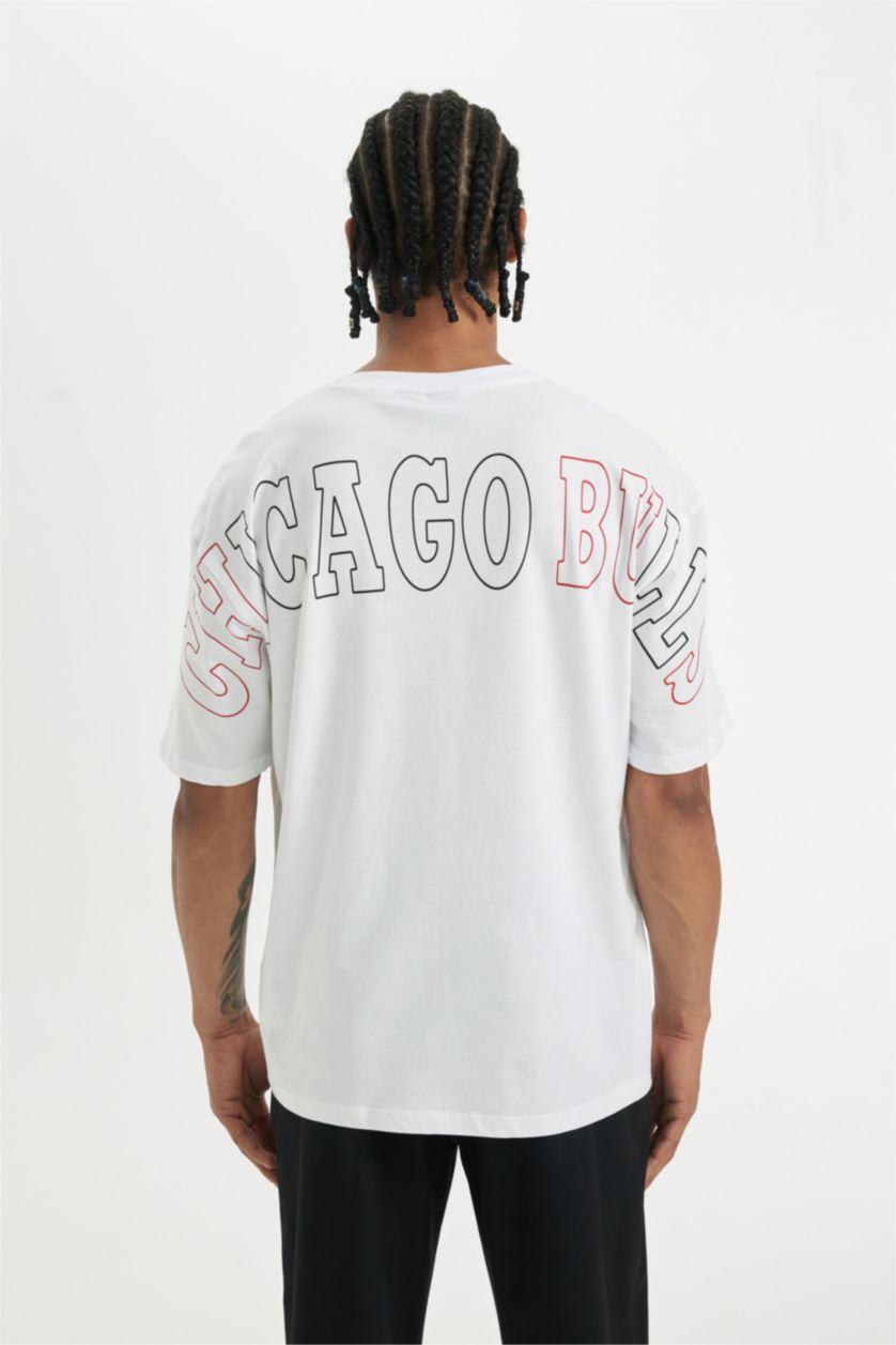 MAN White DeFactoFit NBA Chicago Bulls Oversize Fit T-Shirt