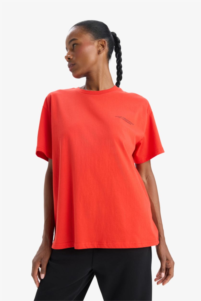 Woman Red DeFactoFit Oversize Fit Crew Neck T-Shirt