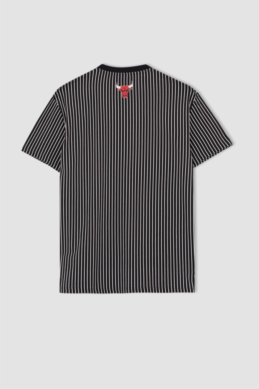 HOMME Noir Defacto Fit NBA Chicago Bulls T-shirt à col rond sous licence