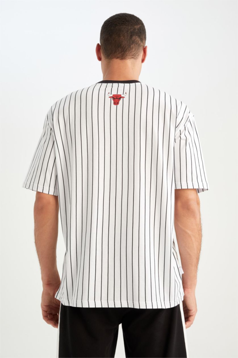 Erkek Beyaz DeFactoFit NBA Chicago Bulls Oversize Fit %100 Pamuk Tişört