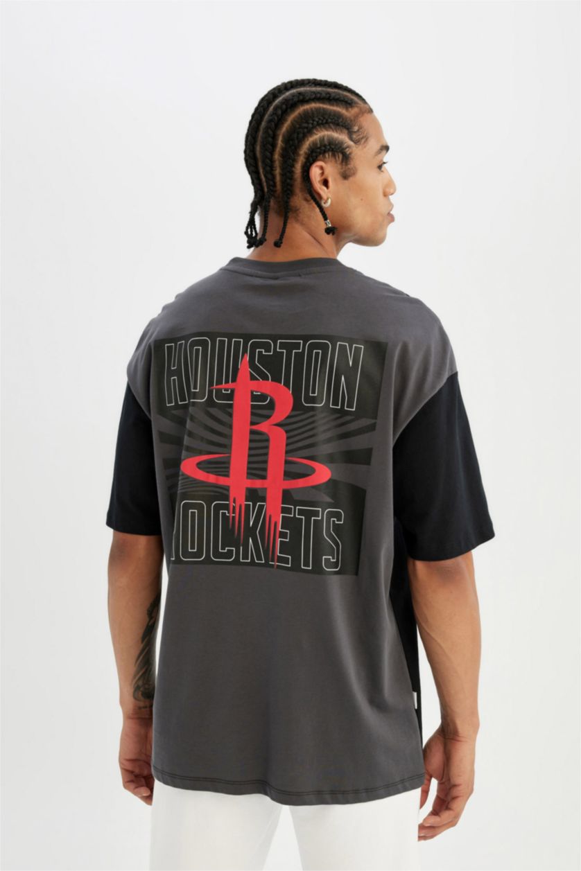MAN Black Short Sleeve T-Shirt