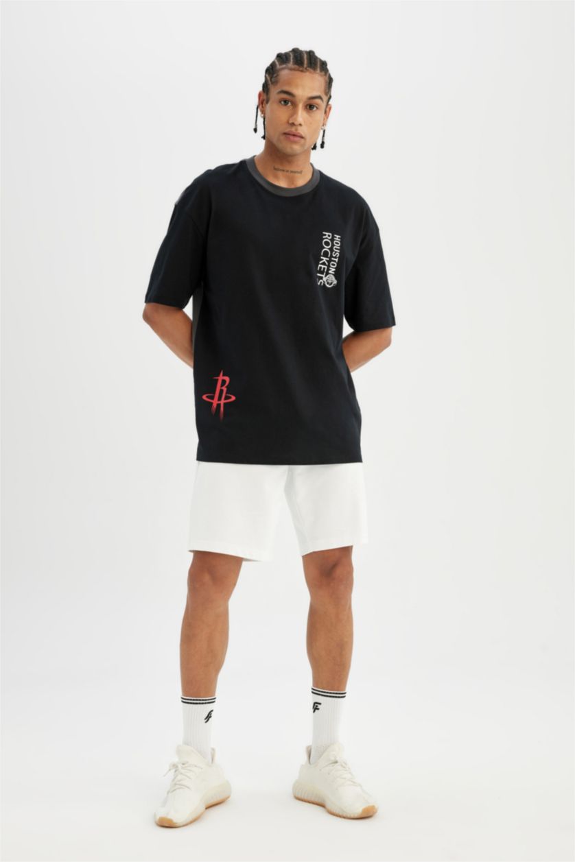 MAN Black Short Sleeve T-Shirt