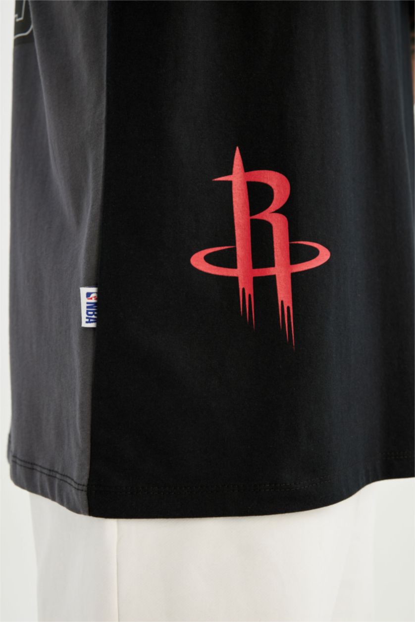 MAN Black Short Sleeve T-Shirt