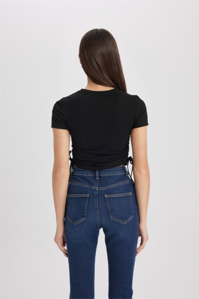 Woman Black Slim Fit Crew Neck Camisole Short Sleeve T-Shirt