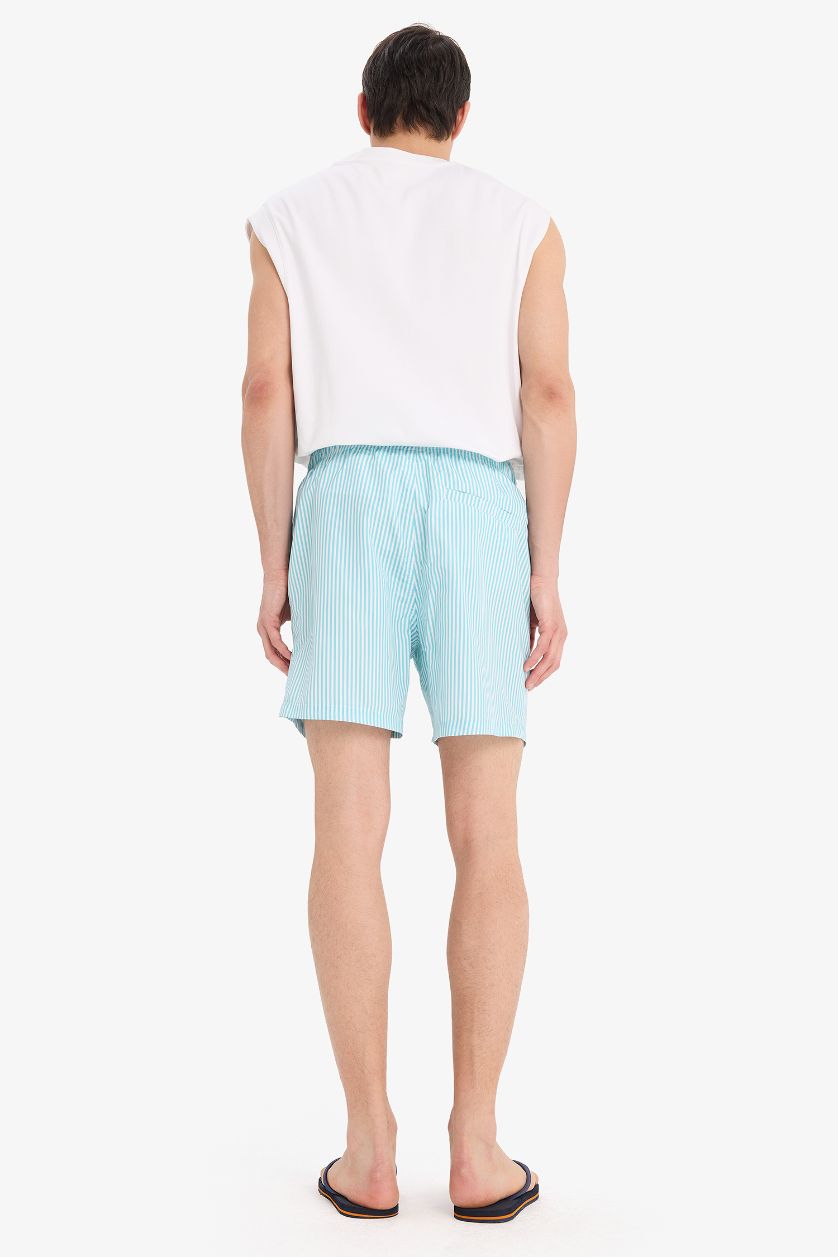 Erkek Deniz Mavisi Çizgili File Astarlı Kısa Boy Deniz Şortu