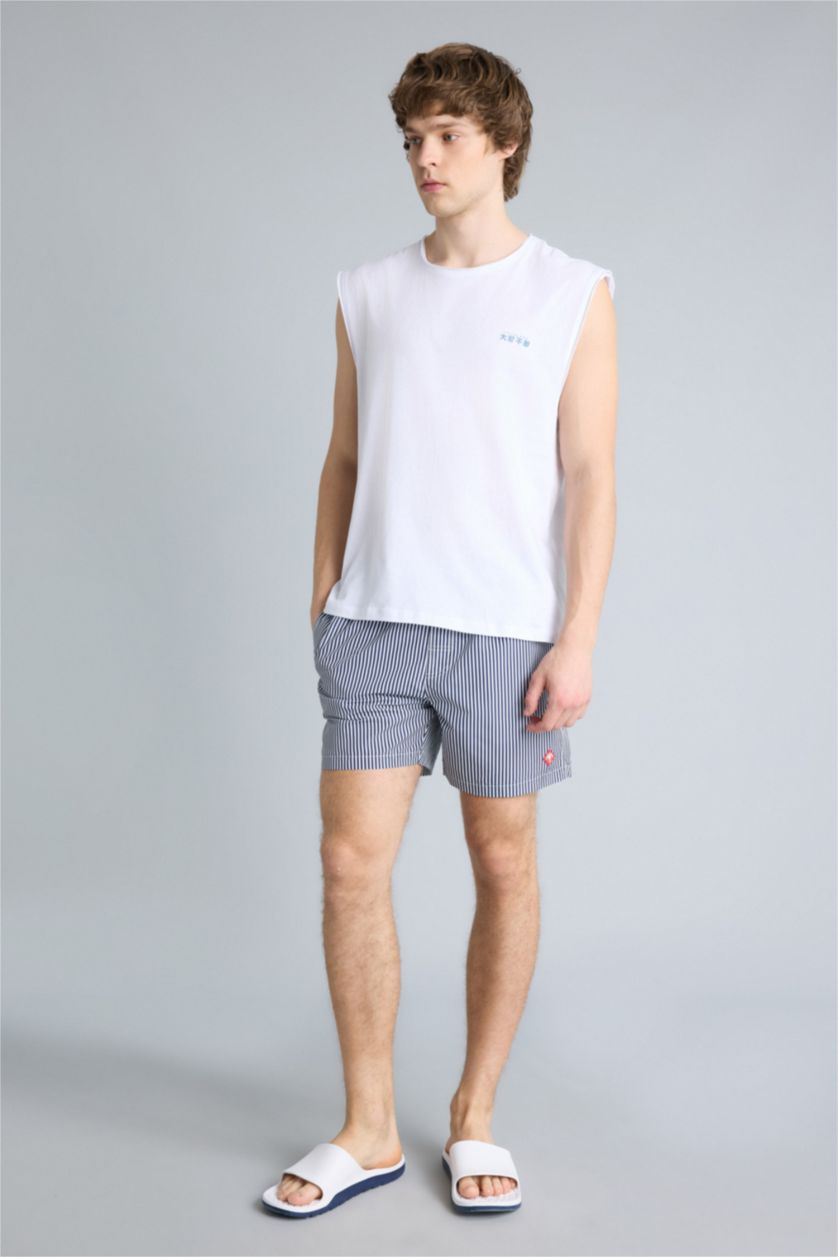Erkek Lacivert Çizgili File Astarlı Kısa Boy Deniz Şortu