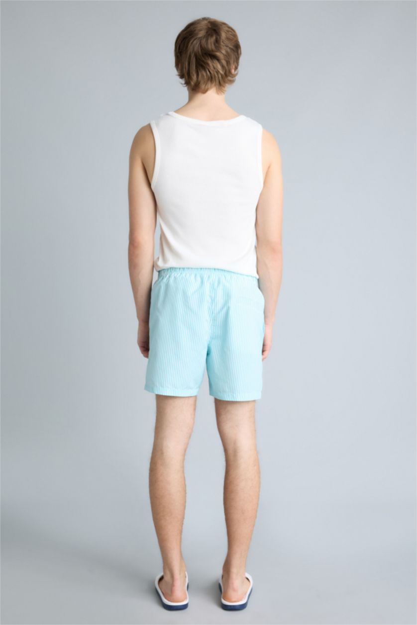 رجال أكوا شورت بحر قصير مخطط ببطانة شبكية