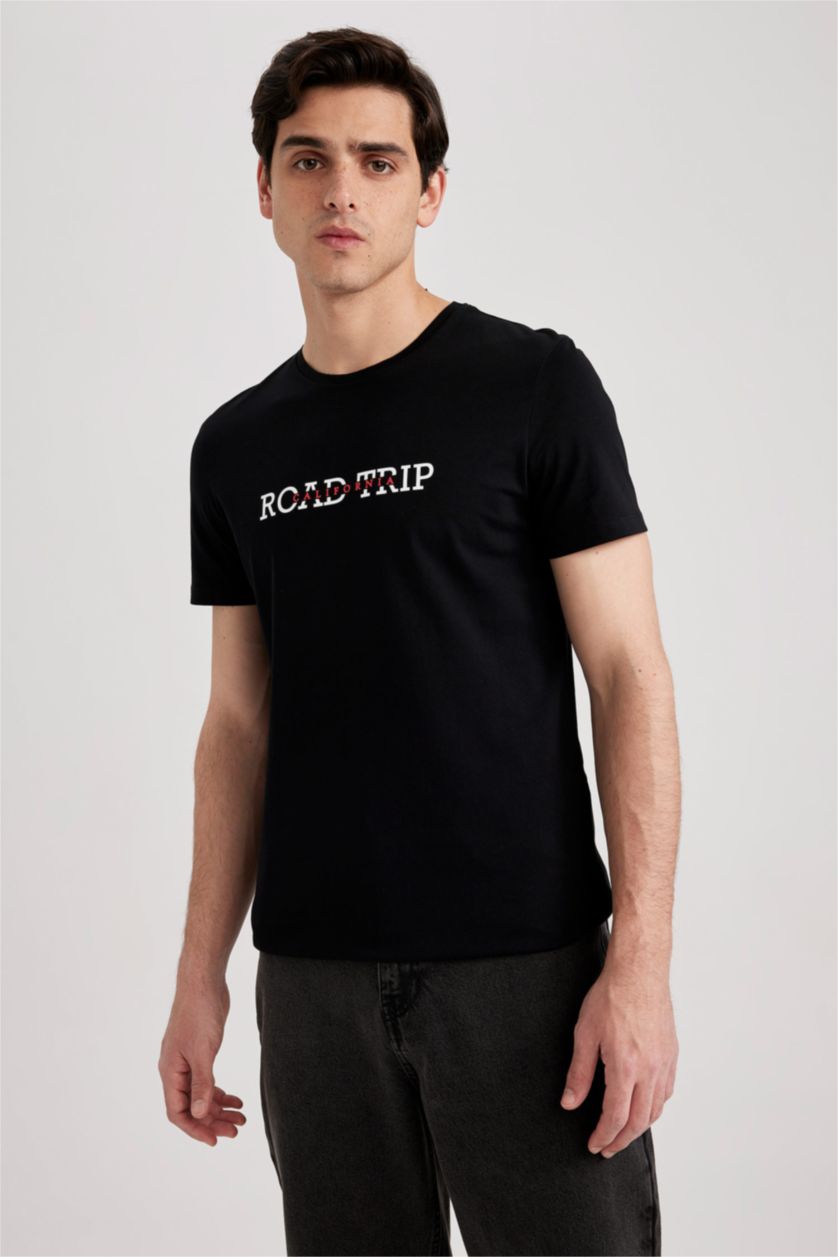 رجال أسود تي شيرت سليم فيت مطبوع بياقة مستديرة