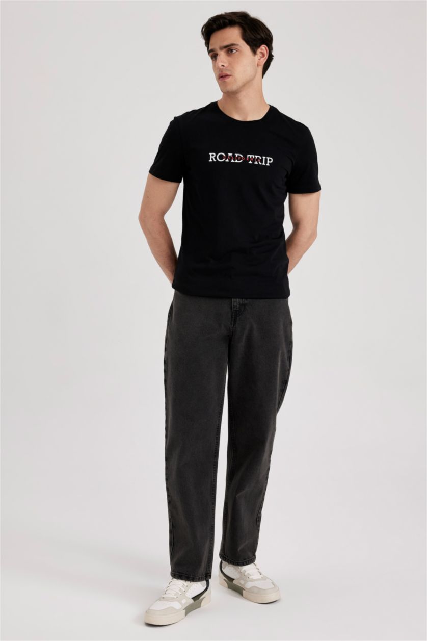 رجال أسود تي شيرت سليم فيت مطبوع بياقة مستديرة