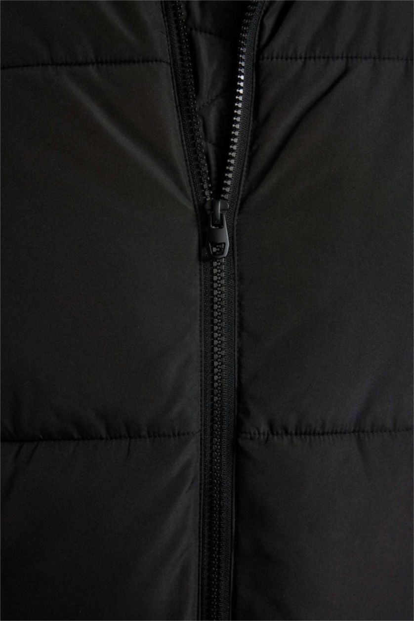 Erkek Siyah Su İtici Oversize Fit Dik Yaka Fermuarlı Cepli Mont