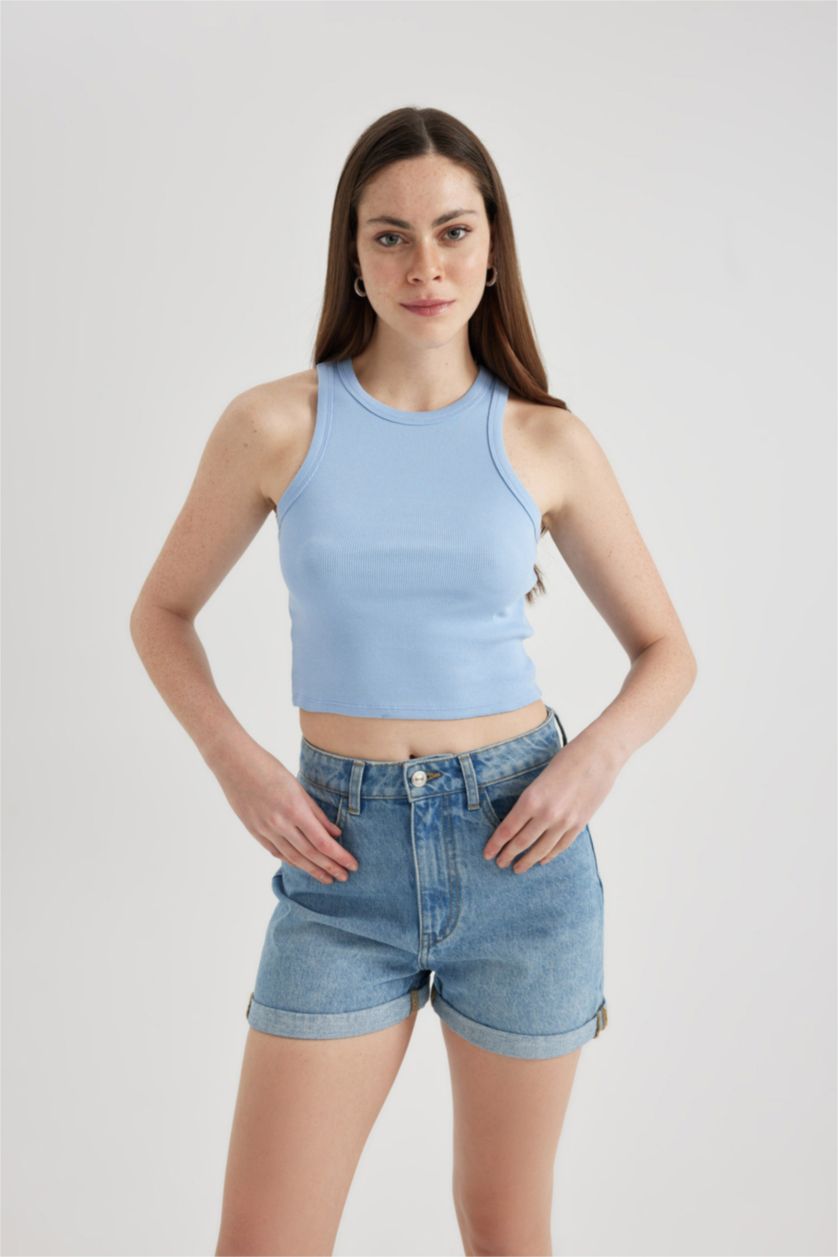 Woman Light Blue Fitted Halter Neck Ribbed Camisole Crop Top