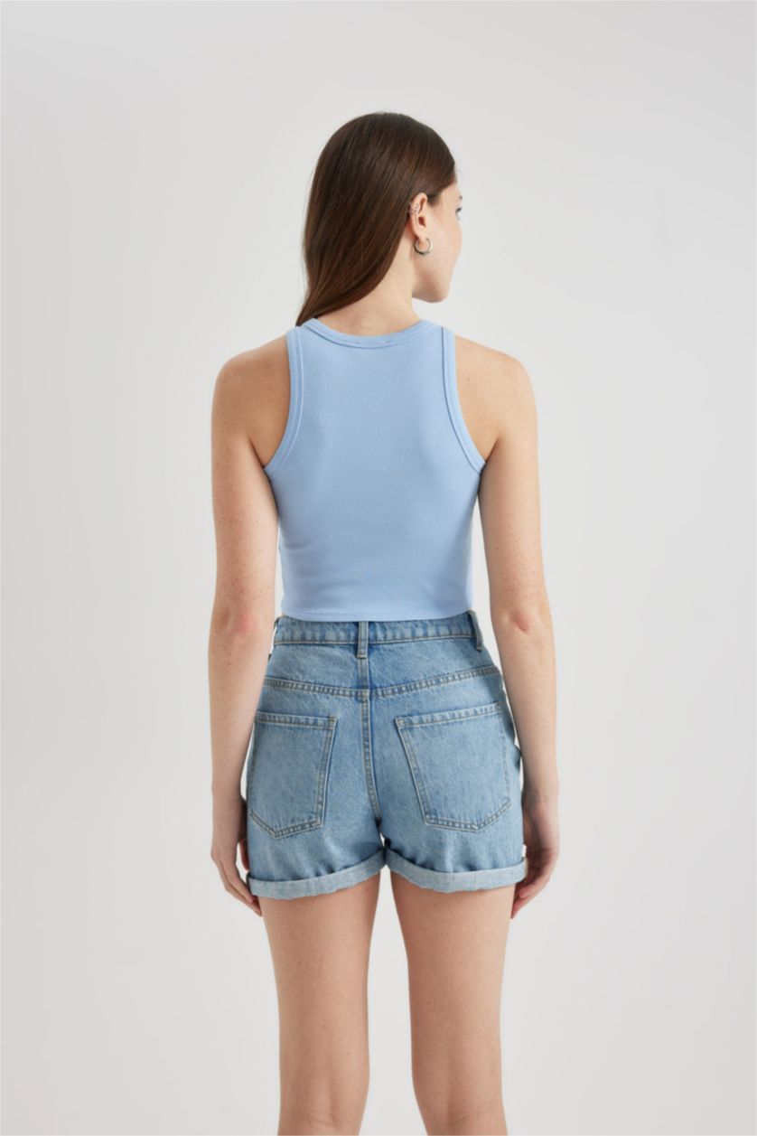 Woman Light Blue Fitted Halter Neck Ribbed Camisole Crop Top