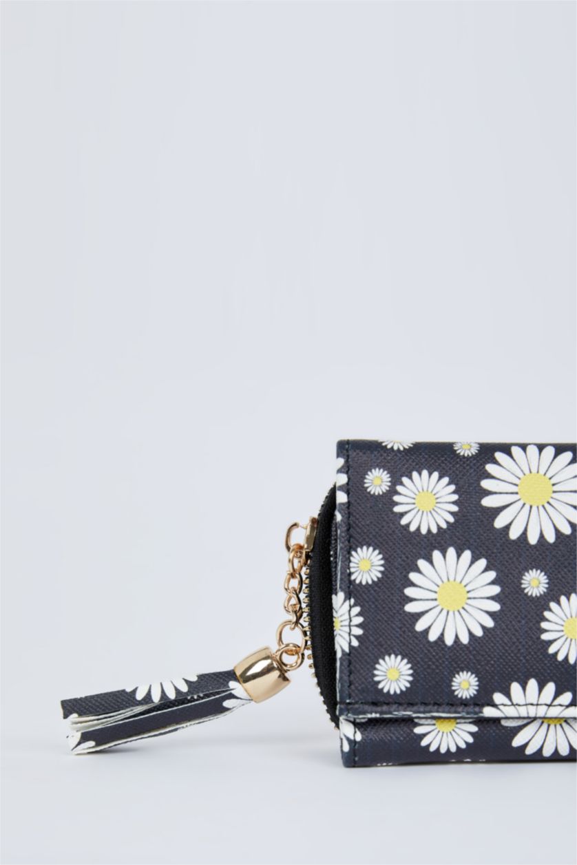 WOMAN Karma Women's Daisy Patterned Faux Leather Wallet
