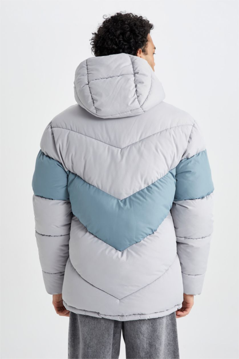 MAN Grey Water Repellent Regular Fit Puffer Jacket