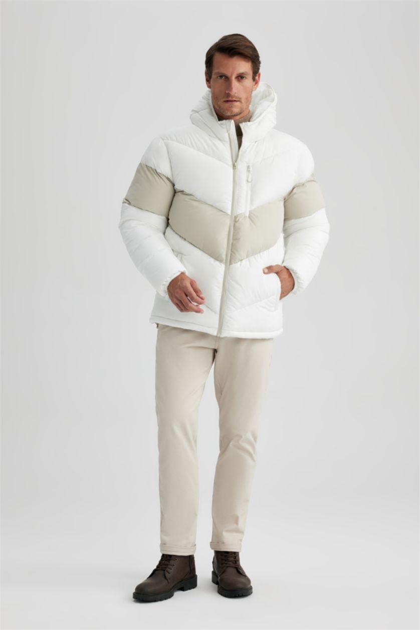 Мужчины Белый Дутая куртка стандартного кроя с капюшоном