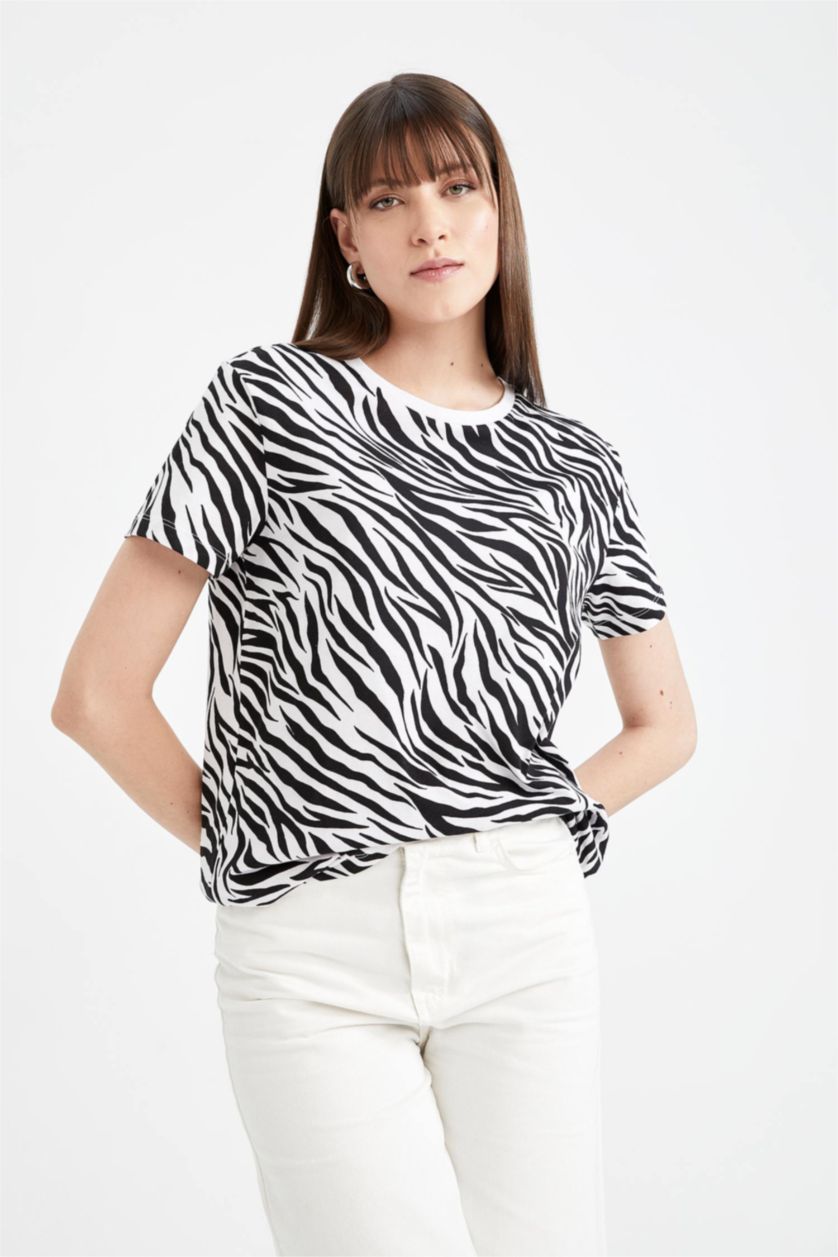WOMAN Black Regular Fit Crew Neck Zebra Patterned Short Sleeve T-Shirt