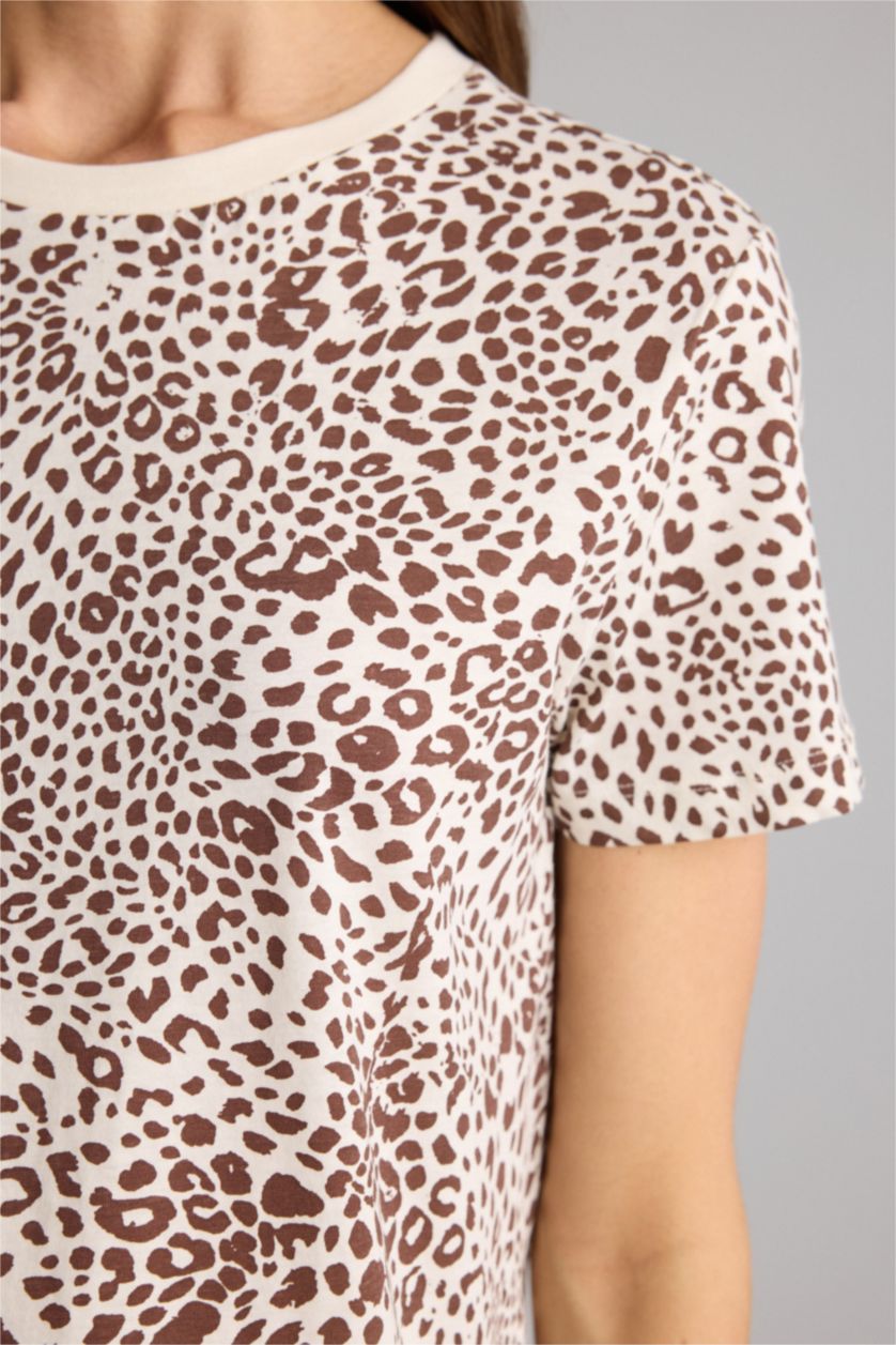 Женщины Бежевый Трикотажная футболка Long Fit с круглым вырезом принтом-слоганом и коротким рукавом