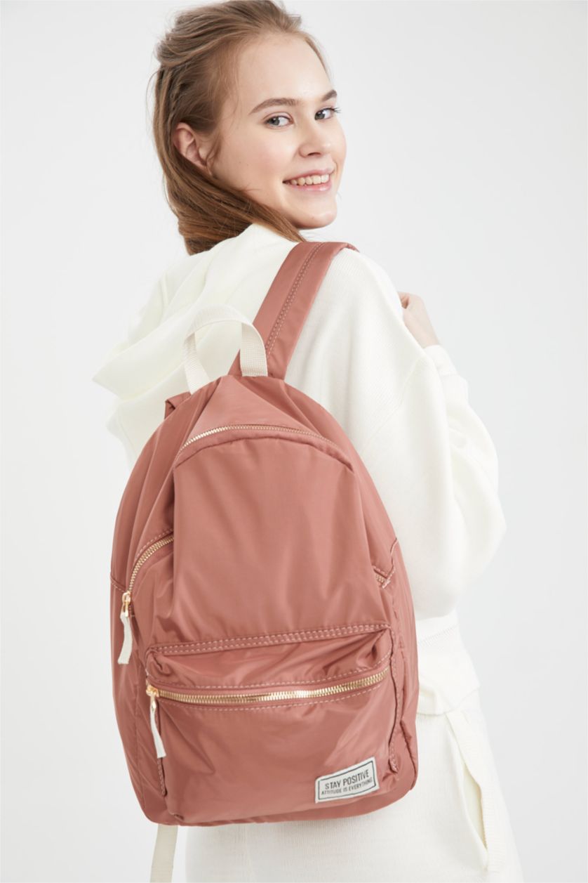 حريمي زهري فاتح شنطة ظهر مدرسة مع قسم لابتوب من DeFactoFit