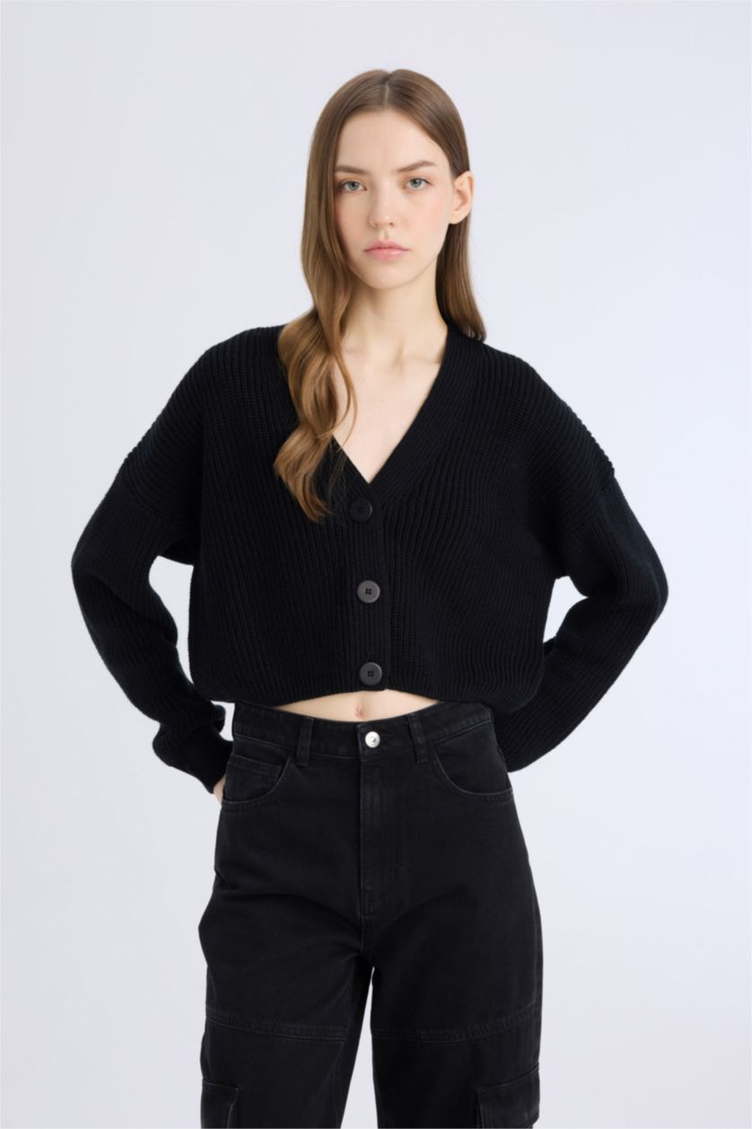 FEMME Noir Regular Fit Knitwear Cardigan