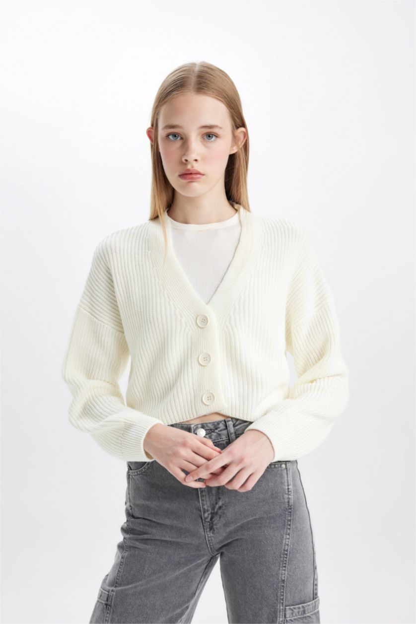 Kadın Ekru Regular Fit V Yaka Basic Düz Düğmeli Triko Hırka