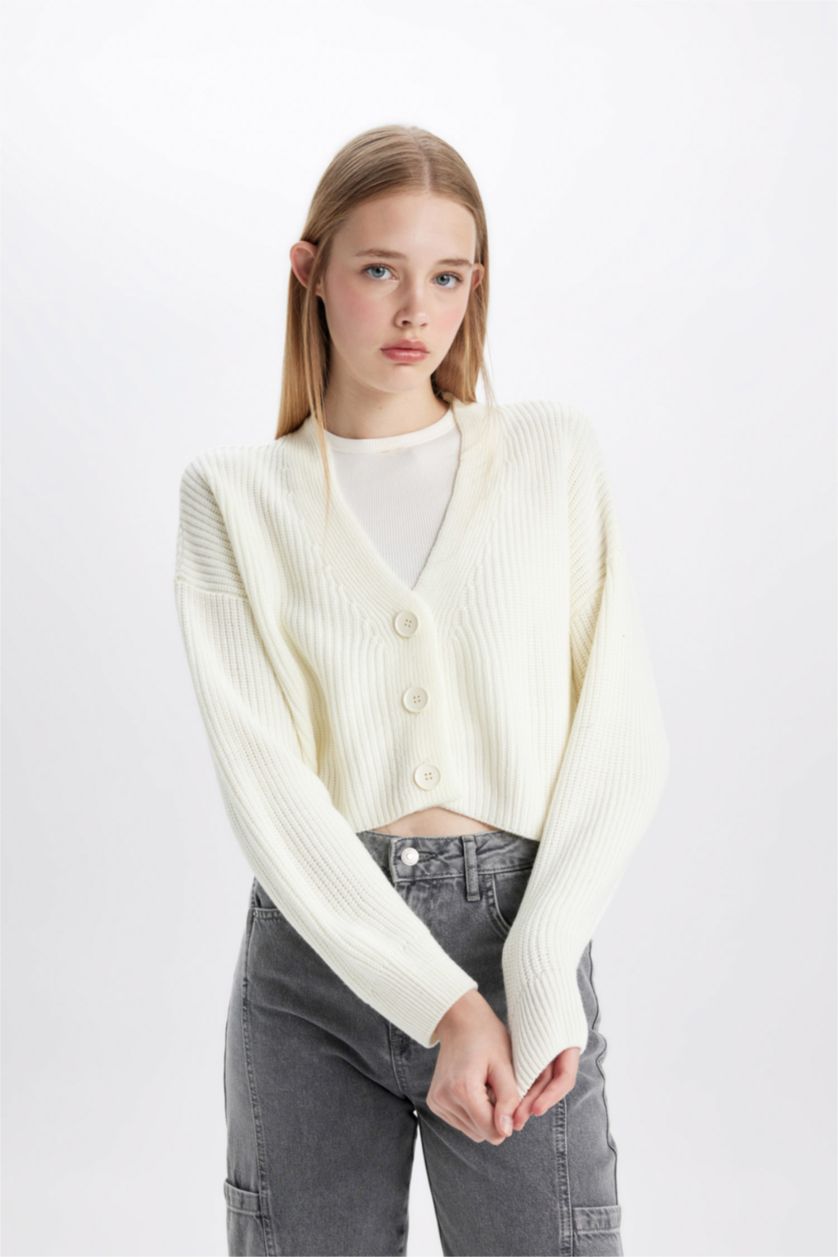 Kadın Ekru Regular Fit V Yaka Basic Düz Düğmeli Triko Hırka