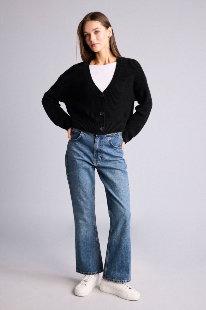 Woman Black Regular Fit Cardigan