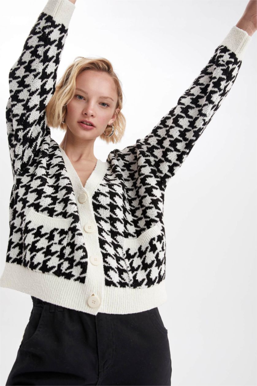 نساء أسود سويتر أوفر سايز بياقة V بجيب بأزرار