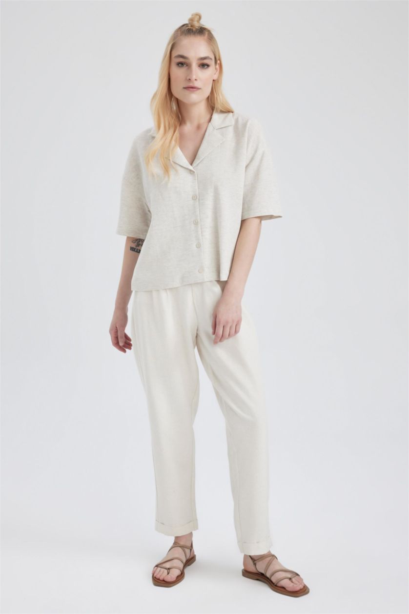 FEMME Écru Chemise en lin à manches courtes et col de veste
