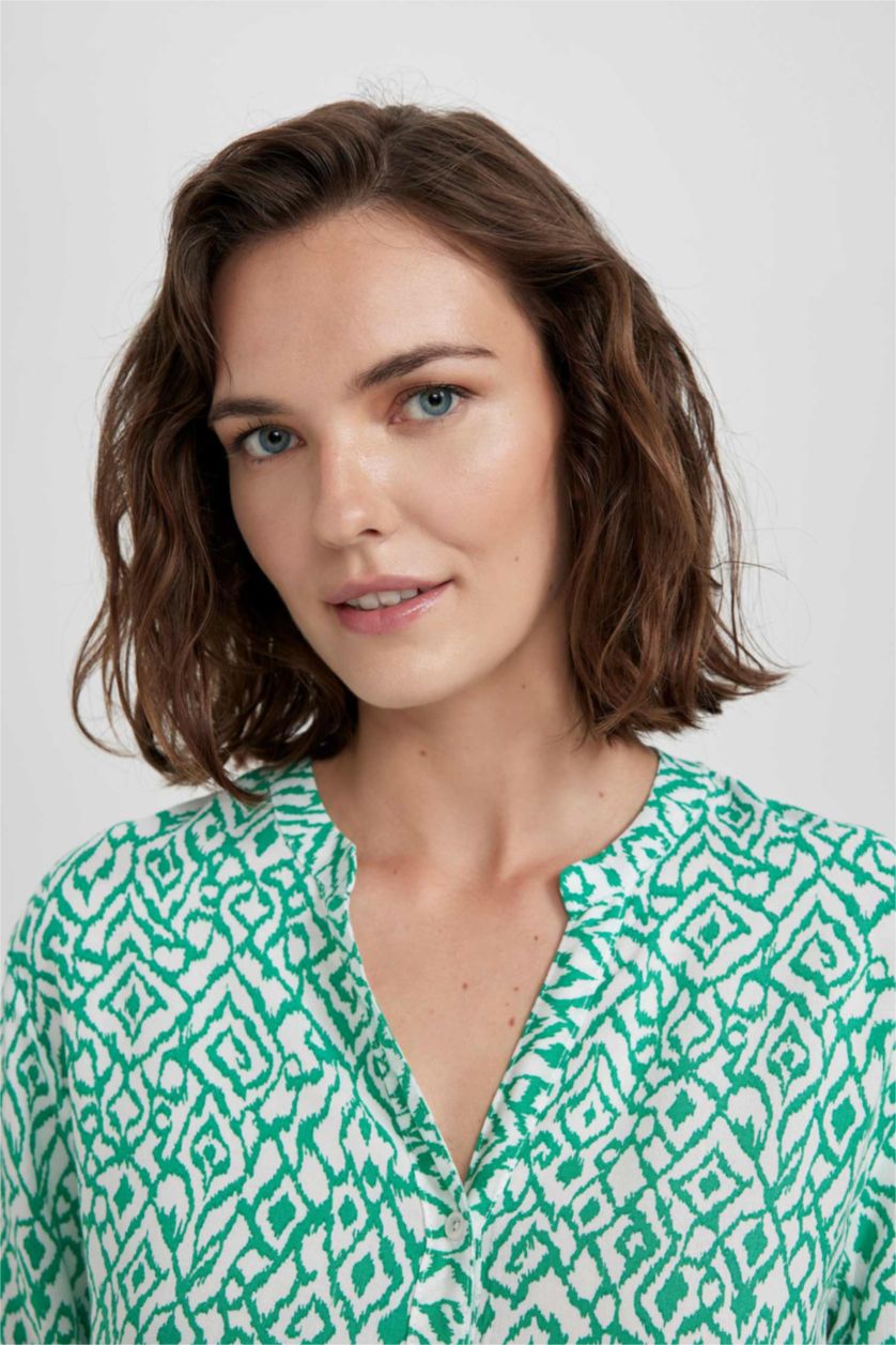 FEMME Vert Chemise à manches longues et à col rond, Coupe régulière