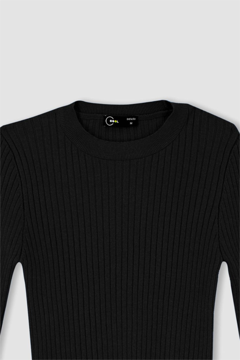 Kadın Siyah Slım Fıt Triko Kazak