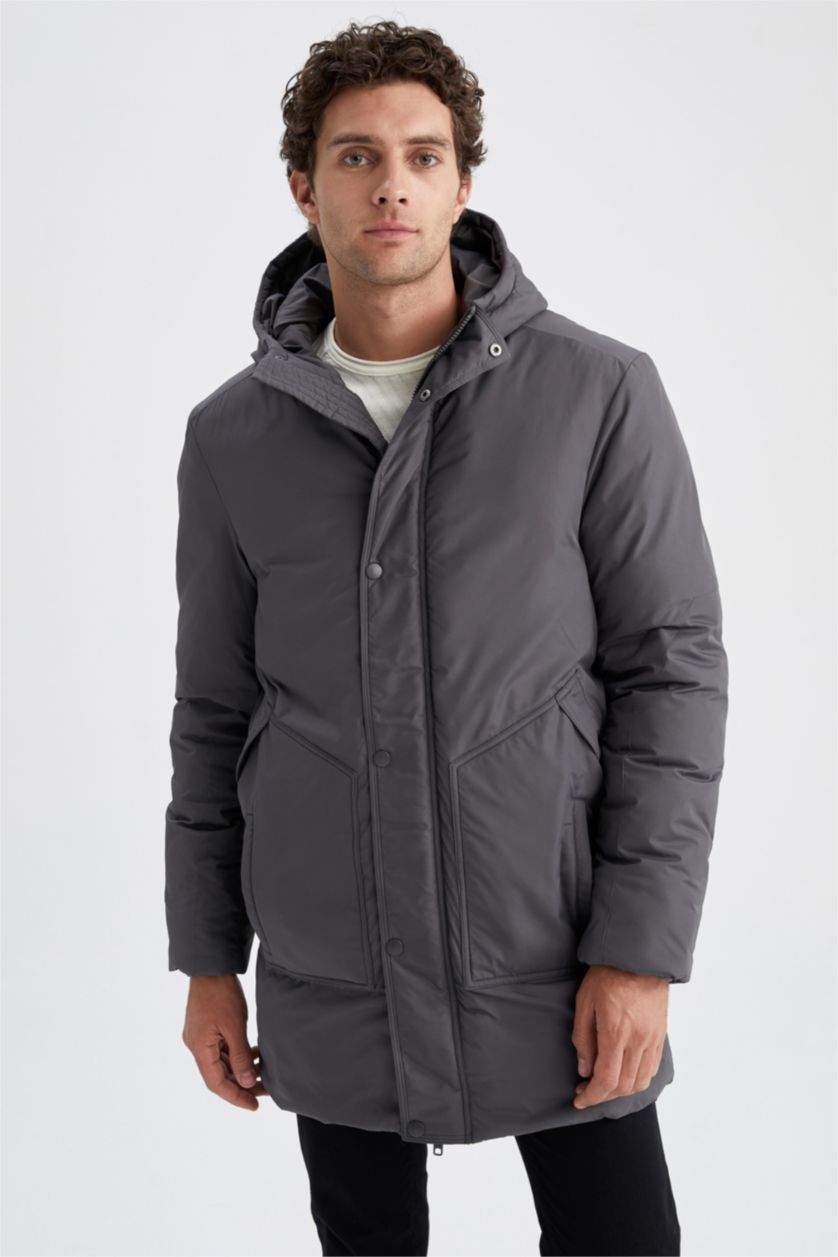 Erkek Antrasit Oversize Fit Kapüşonlu Rüzgar Geçirmez Warmtech Isı Yalıtımlı Su Geçirmez Kalın Mont