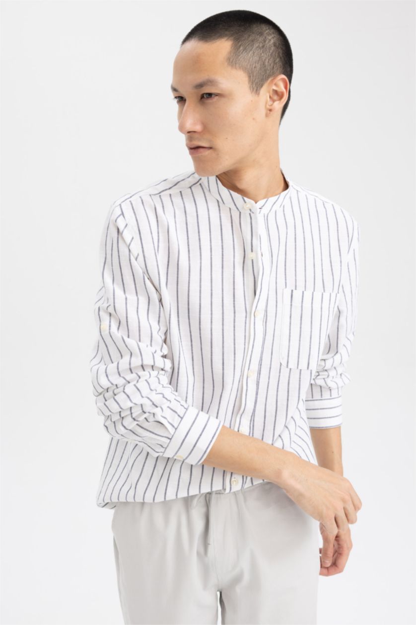 رجال اوف وايت قميص كتان مخطط مودرن فيت بياقة عالية