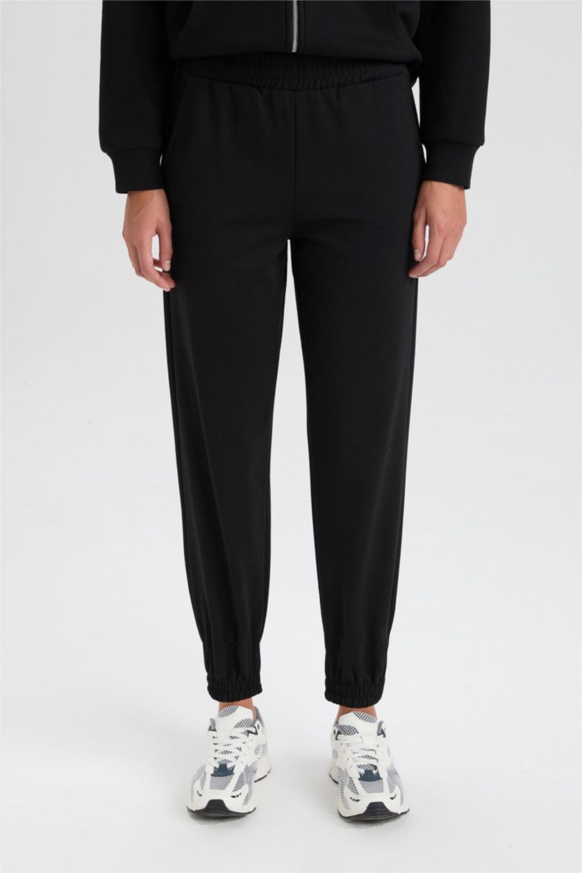 Woman Black jogger Thin Sweatshirt Fabric Trousers