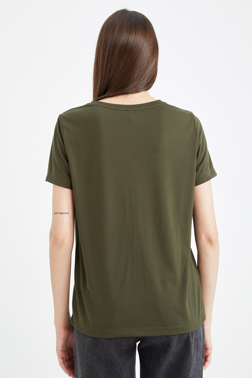 Khaki WOMAN Regular Fit Short Sleeve T-Shirt 2732751 | DeFacto