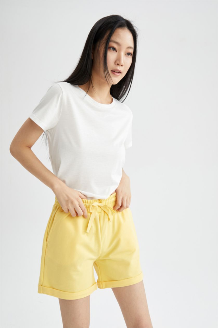 Kadın Sarı Regular Fit Basic Bermuda Şort