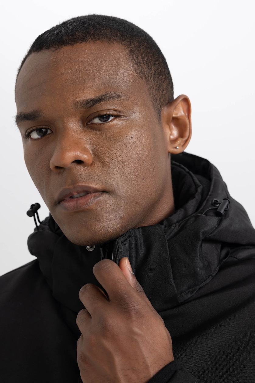 رجال أسود Zipper Puffer Jacket