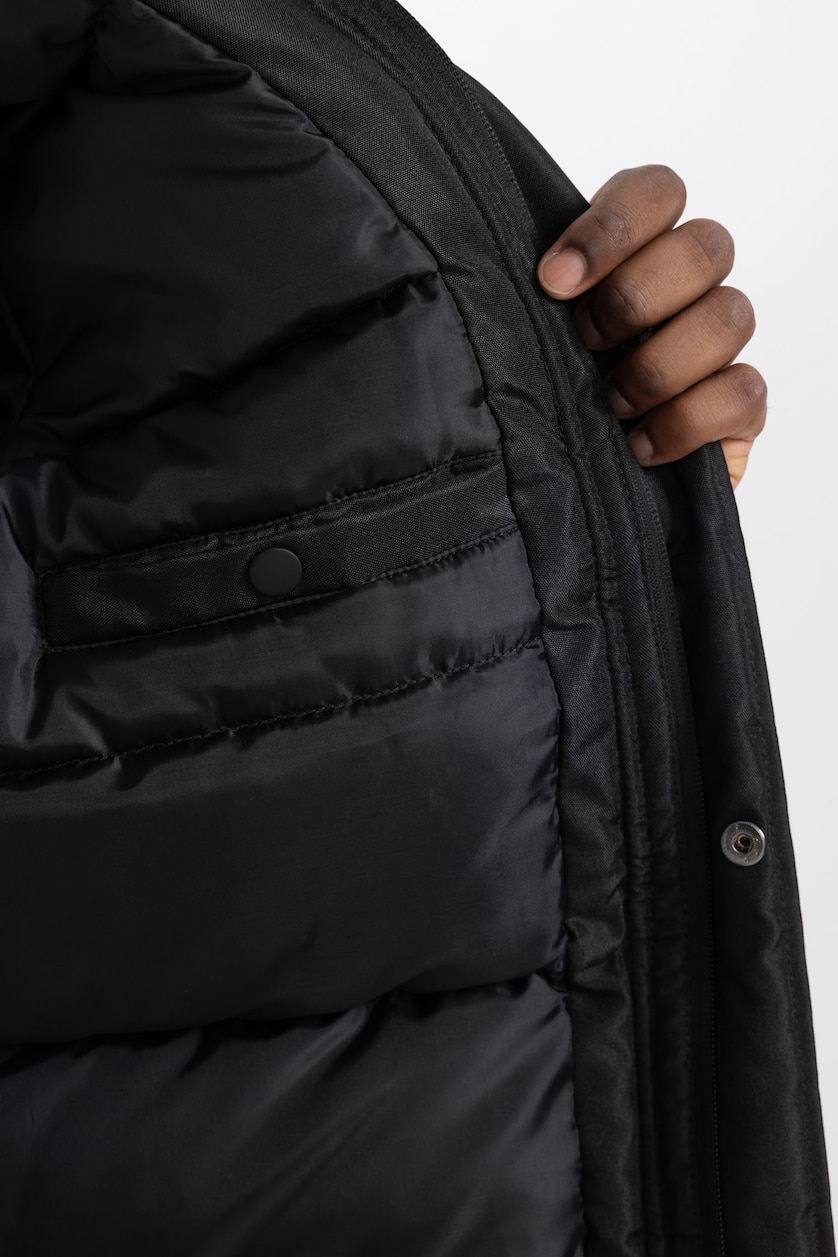رجال أسود Zipper Puffer Jacket