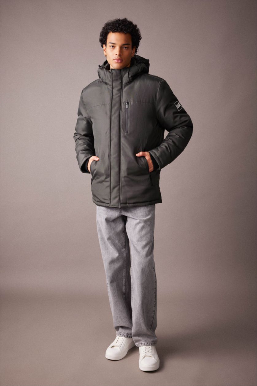 MAN Dark Khaki Waterproof Regular Fit Hooded Puffer Jacket