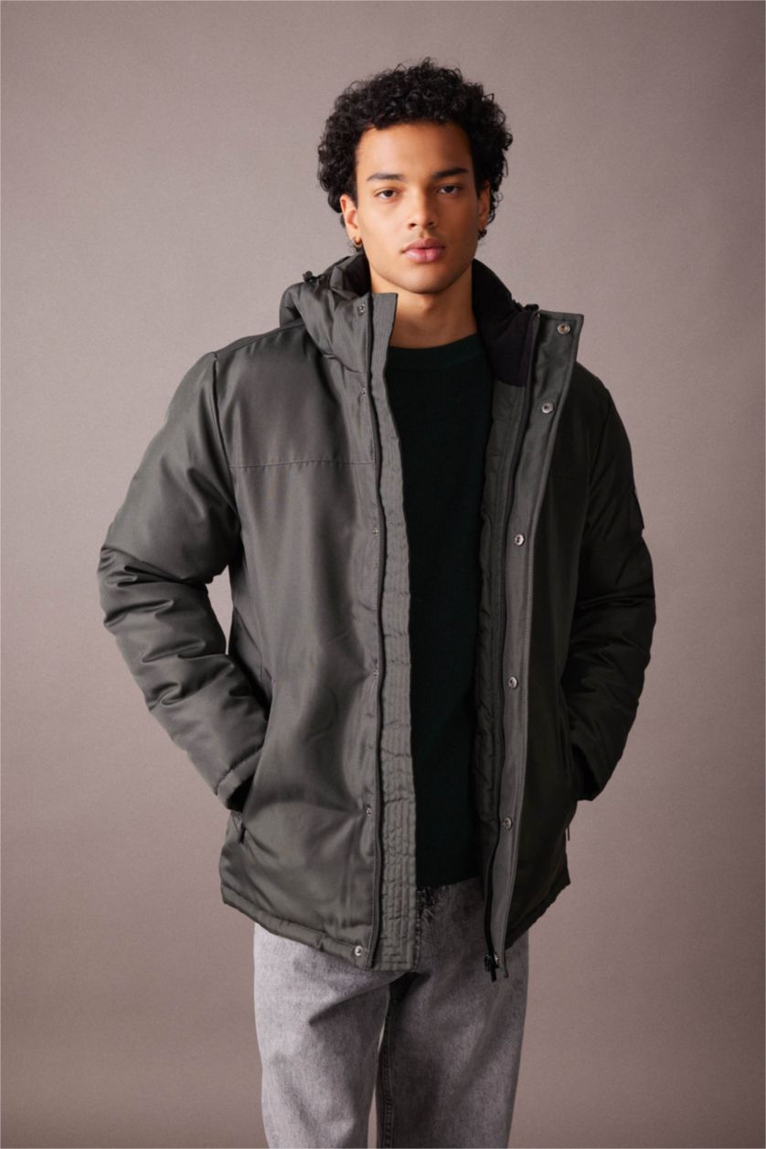 MAN Dark Khaki Waterproof Regular Fit Hooded Puffer Jacket