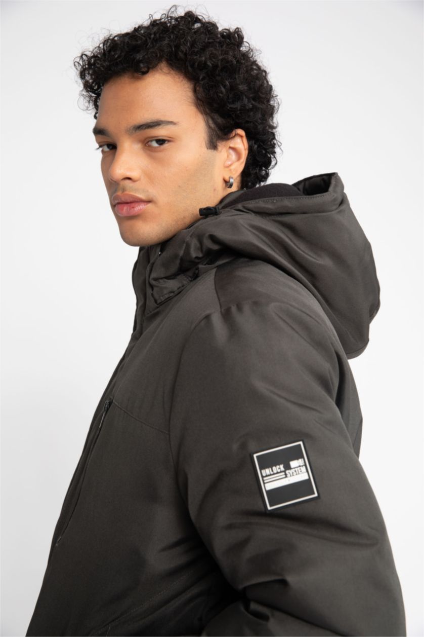 MAN Dark Khaki Waterproof Regular Fit Hooded Puffer Jacket