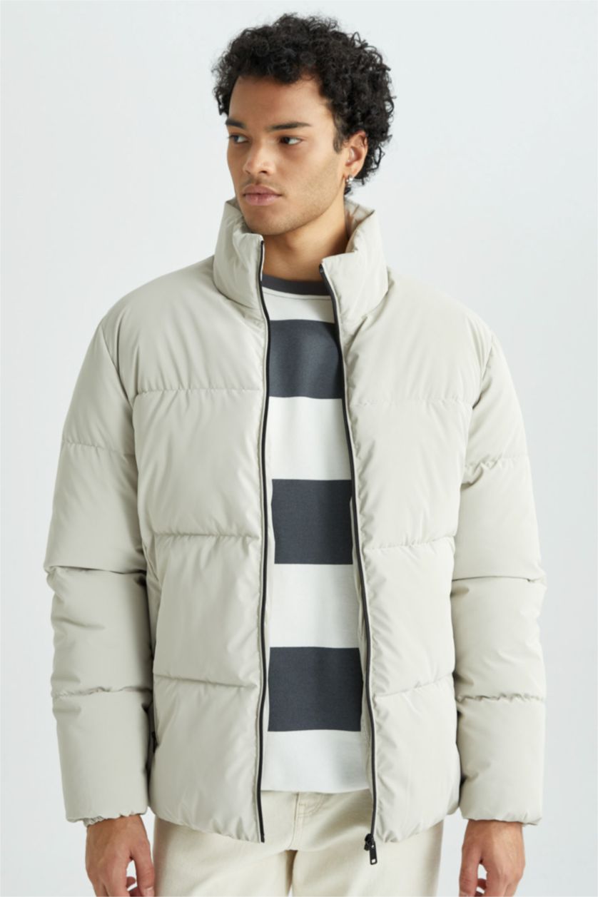MAN White Slim Fit Lined Puffer Jacket